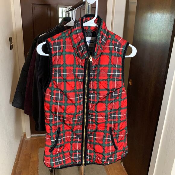 Old Navy Women's Red Puffer Winter Vest Size S - Picture 5 of 13